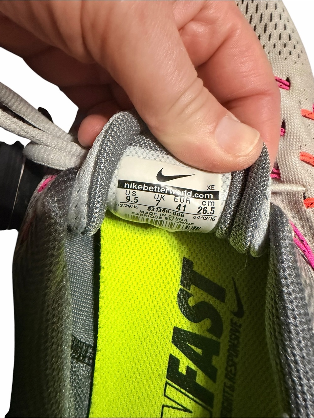 Nike Air Zoom Pegasus 33 Women’s 9.5 Grey Pink Running Shoes 831356-006 - Picture 8 of 9